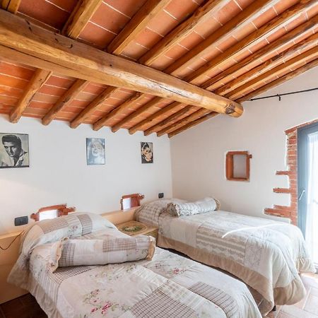 Agriturismo Podere Luisa Монтеварчи Екстериор снимка