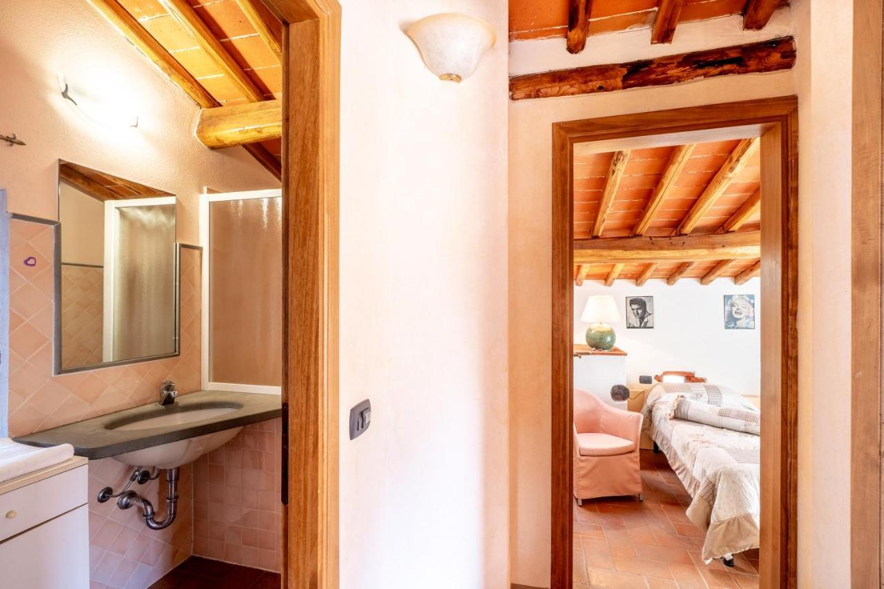 Agriturismo Podere Luisa Монтеварчи Екстериор снимка