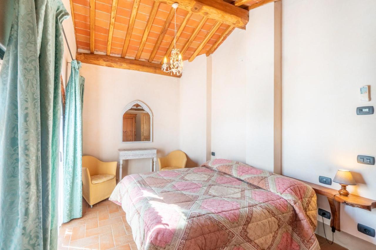 Agriturismo Podere Luisa Монтеварчи Екстериор снимка