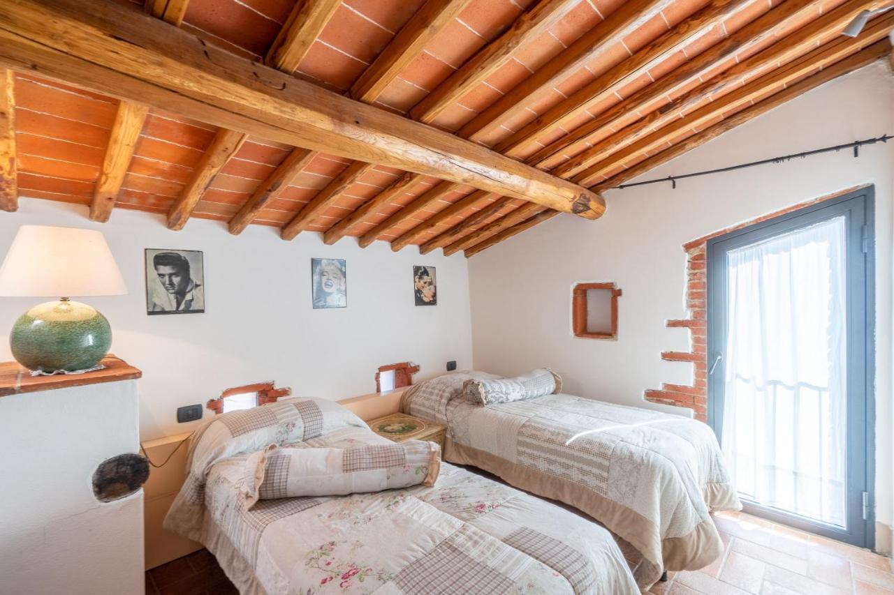 Agriturismo Podere Luisa Монтеварчи Екстериор снимка