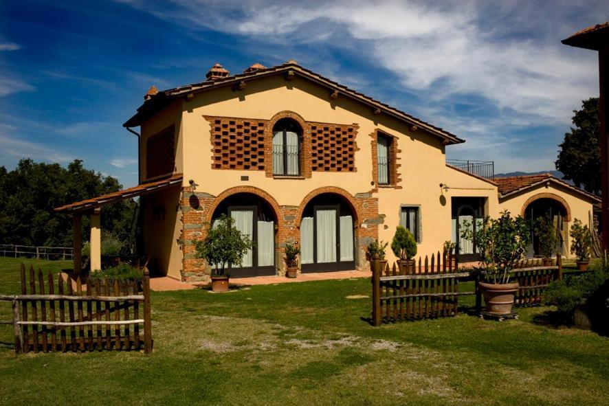 Agriturismo Podere Luisa Монтеварчи Екстериор снимка